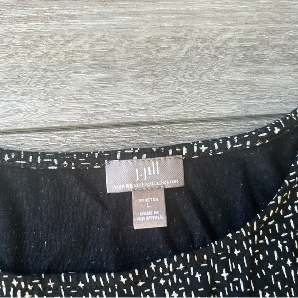J. Jill Wearever Draped and Stretch Tunics in Black White 3/4 Sleeves - Picture 6 of 13
